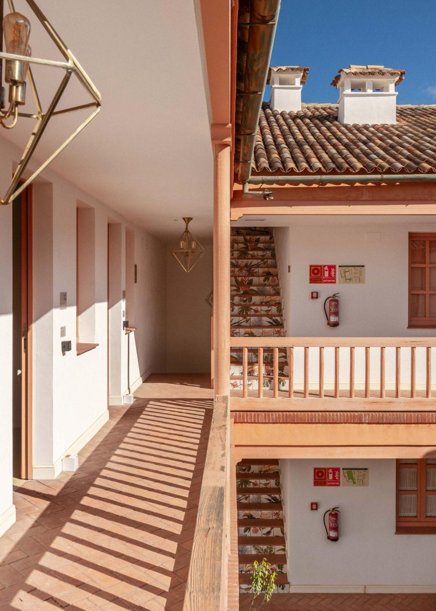 Limehome Cordoba Calle Pozanco Buitenkant foto