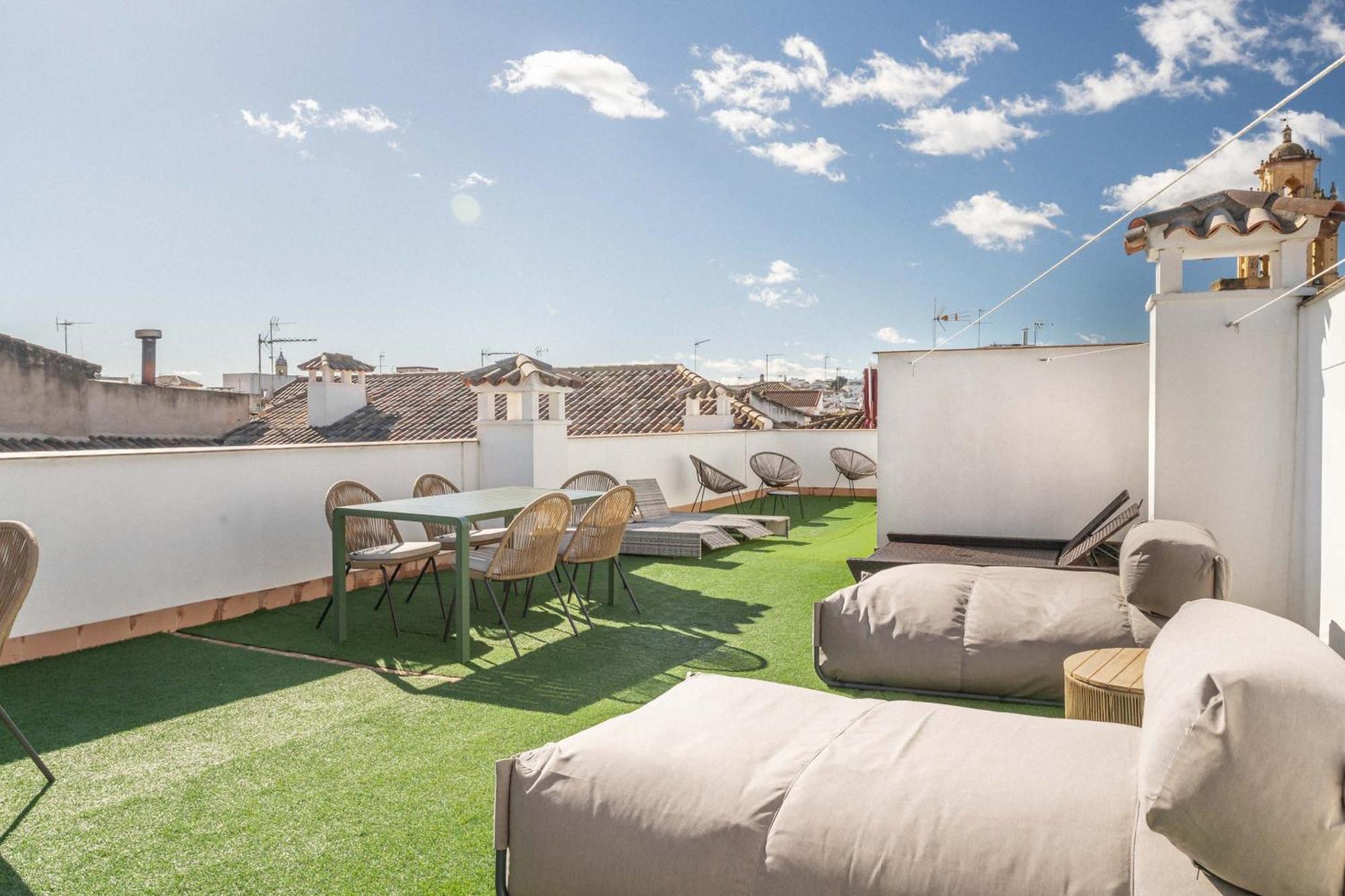 Limehome Cordoba Calle Pozanco Buitenkant foto